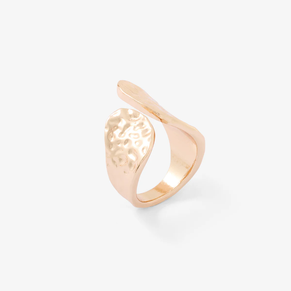 Bague ouverte martelée dorée - Image 2