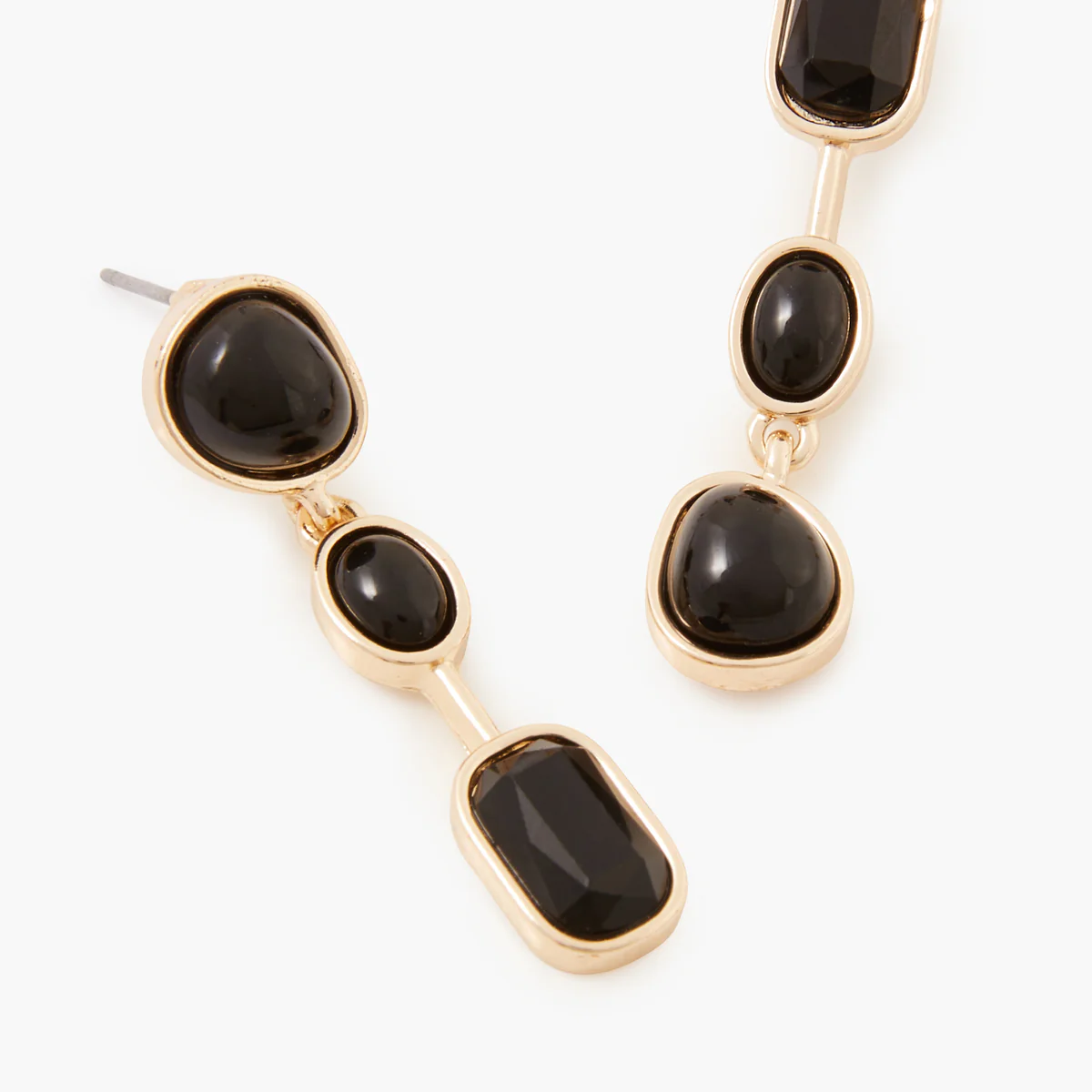 Boucles d'oreilles asymétriques cabochons noirs - Image 2