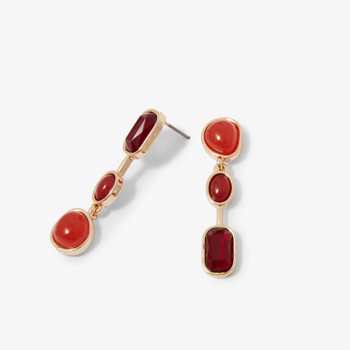 Boucles d'oreilles asymétriques rouges - Image 2
