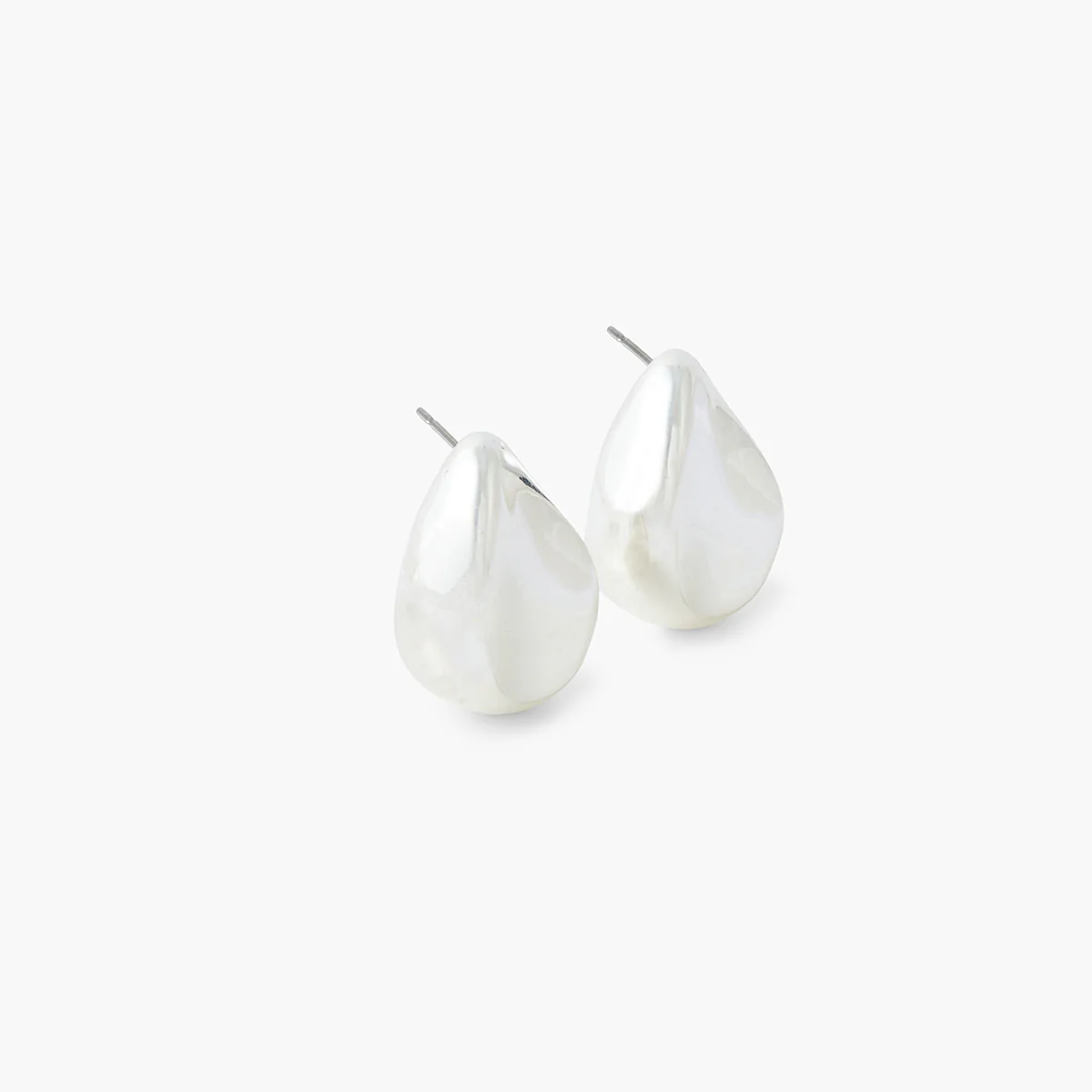 Boucles d'oreilles en forme d'ovales irréguliers argentés