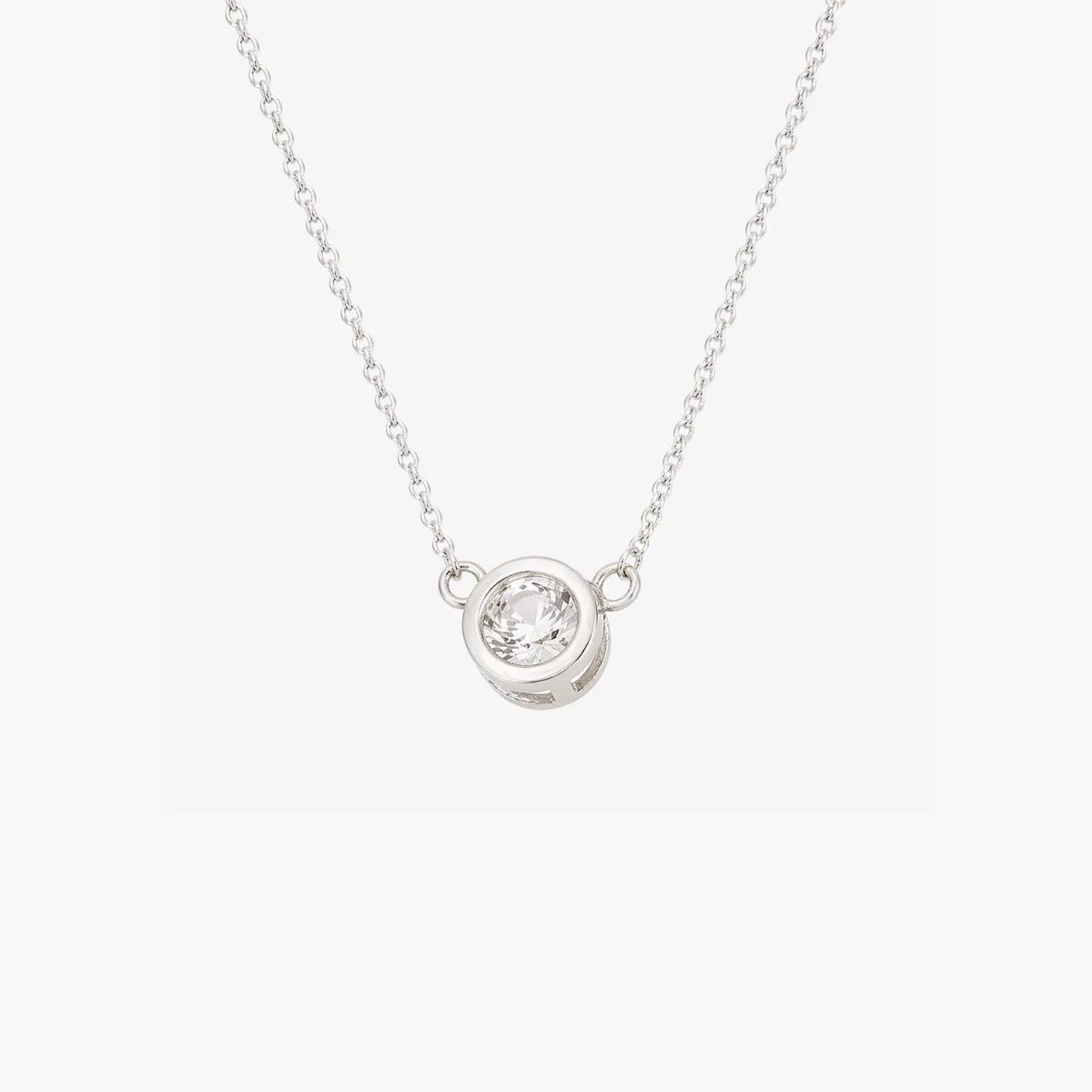 Collier chaîne fine pendentif zircon