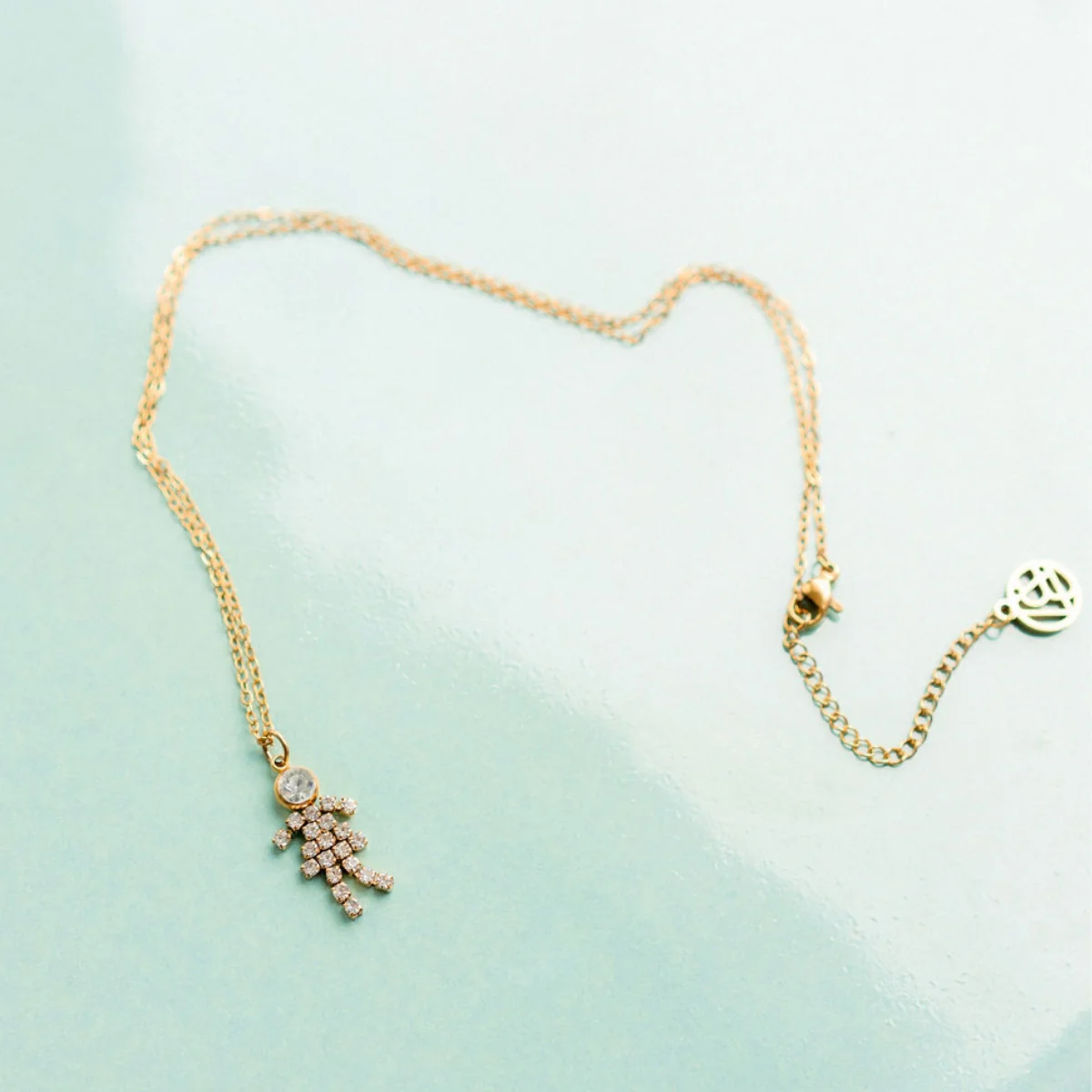 Collier family pendentif fille acier inoxydable - Image 4