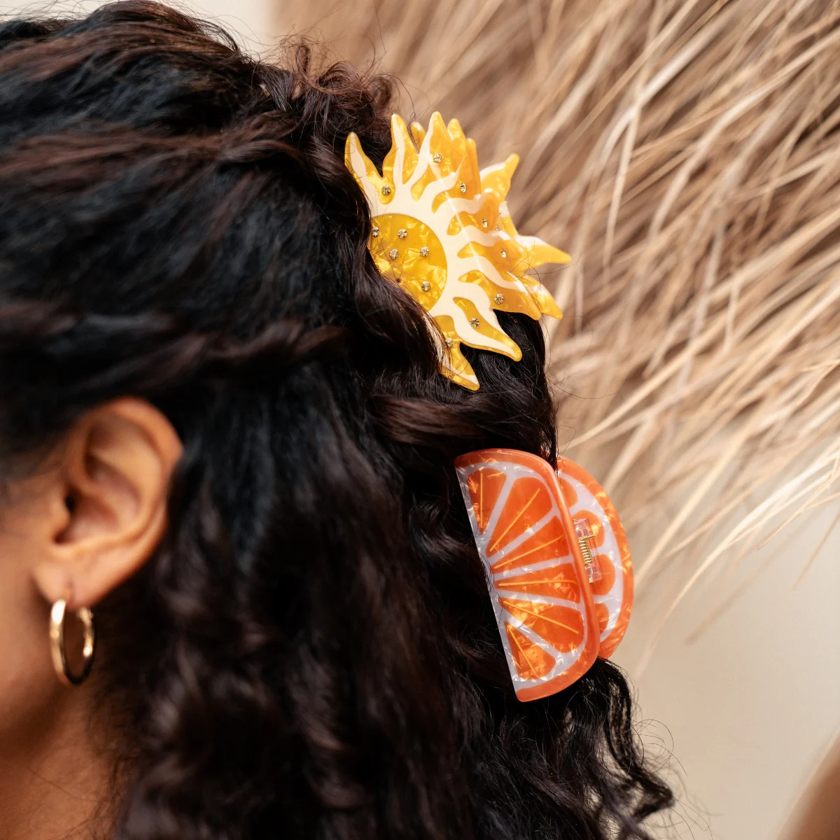 Pince à cheveux orange - Image 2