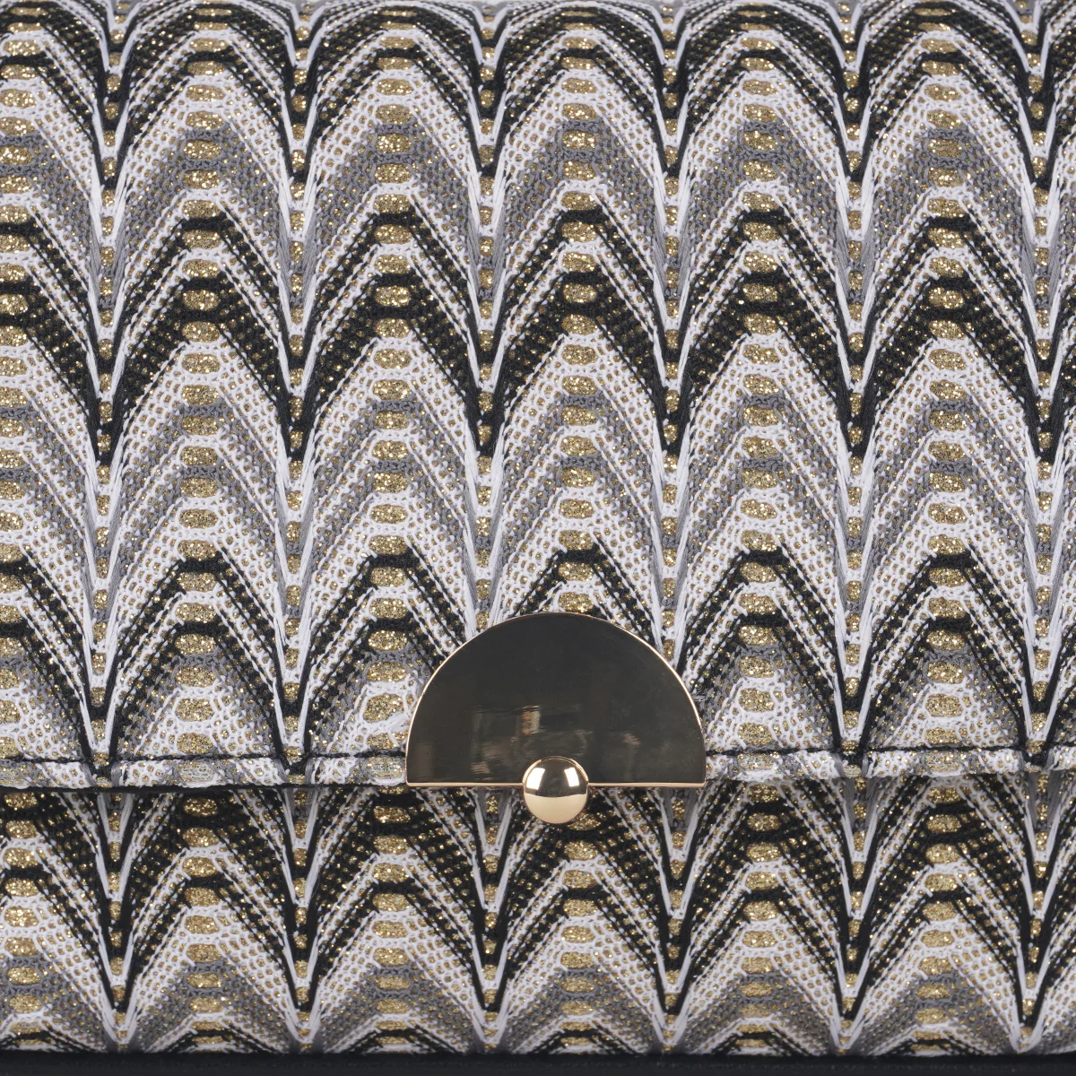 Sac à bandoulière à motif géométrique noir et blanc - Image 5
