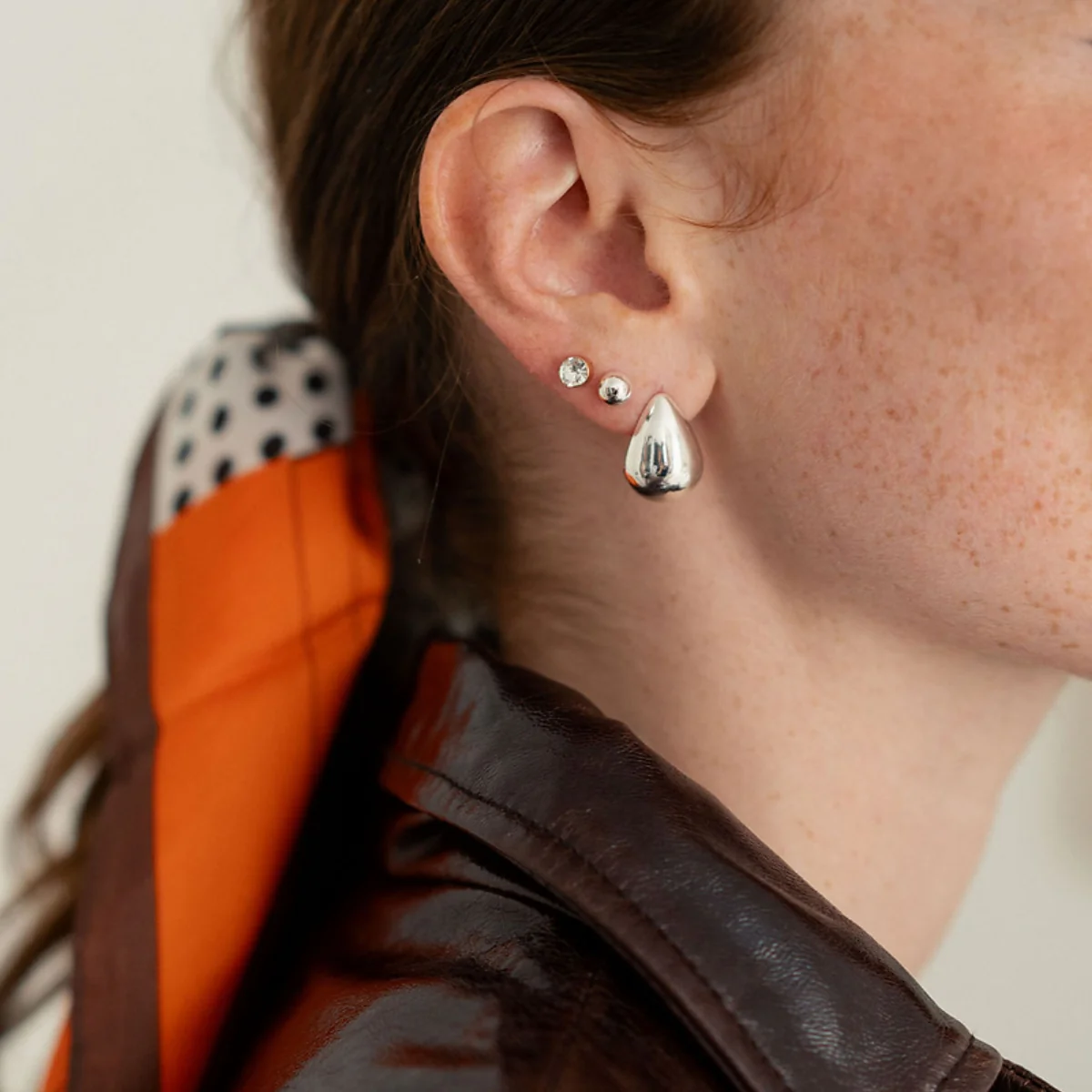 Set de 6 boucles d'oreilles gouttes et boules - Image 2